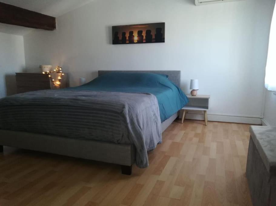 Appartement duplex 40m2 proche place François 1er Cognac Extérieur photo