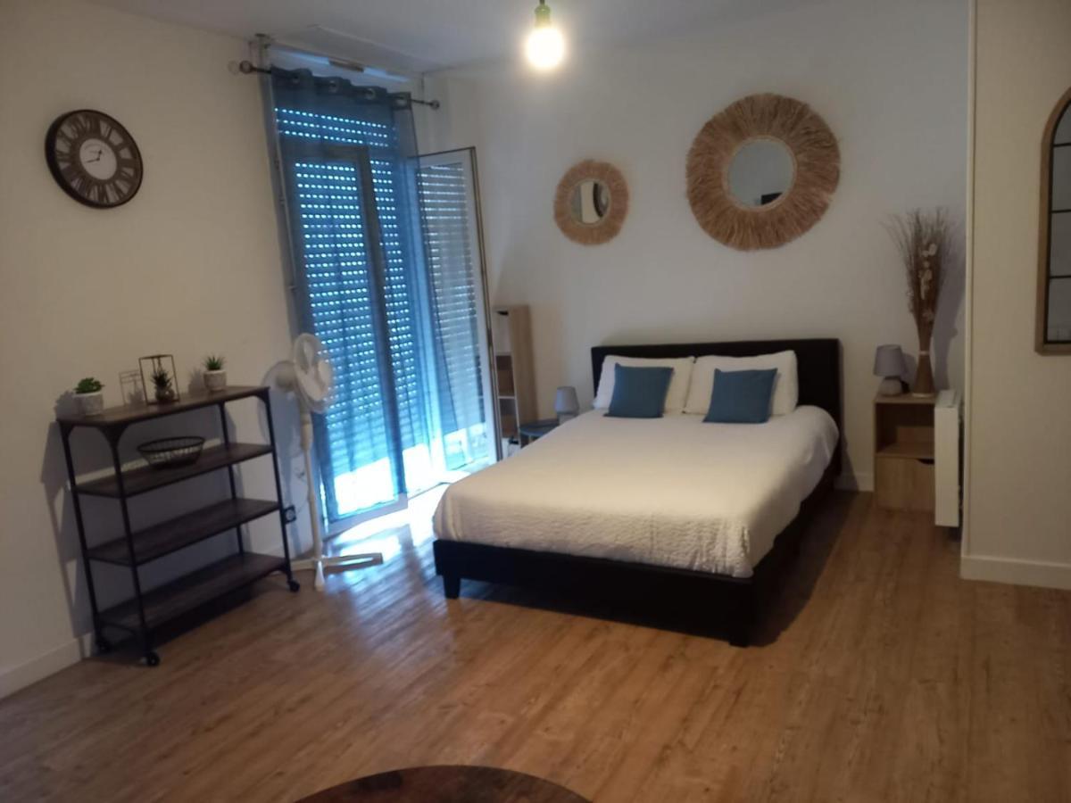 Appartement duplex 40m2 proche place François 1er Cognac Extérieur photo